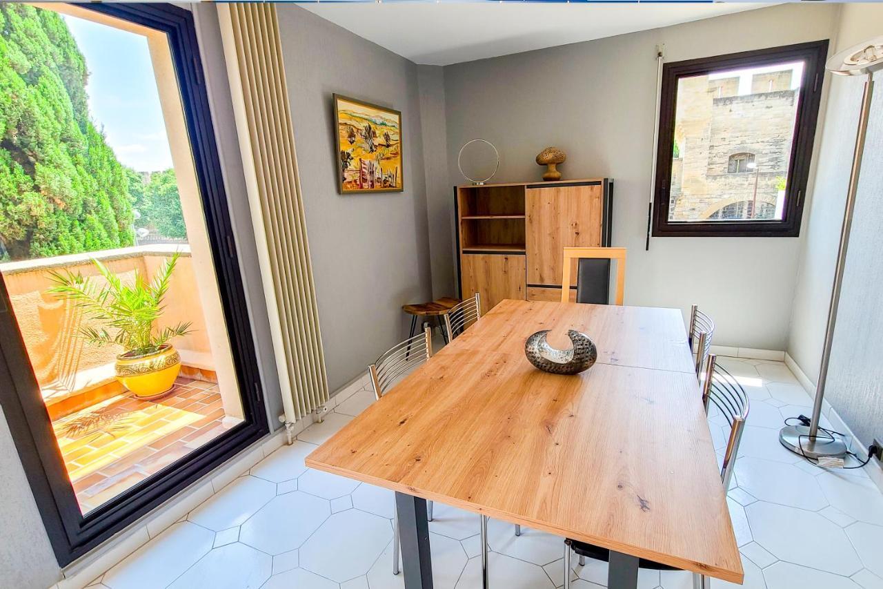 Regard Sur Les Remparts - Terrasse & Parking Apartment Avignon Exterior photo